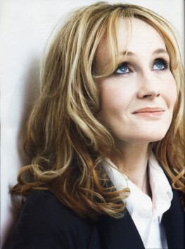 JK Rowling menggunakan nama samaran Robert Galbraith untuk buku ini. Sumber foto: last.fm